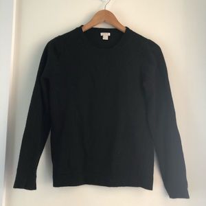 Black crew neck sweater